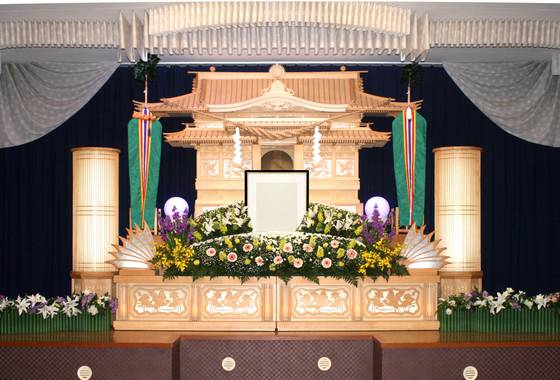 大崎会館 ソートフル和での祭壇例